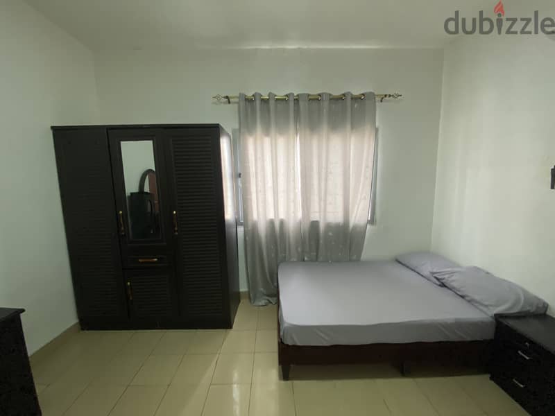 Fully Furnished studio room in Al Qurm opposite to Qurm Garden 4