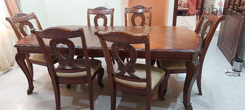 Dining table for sale 1