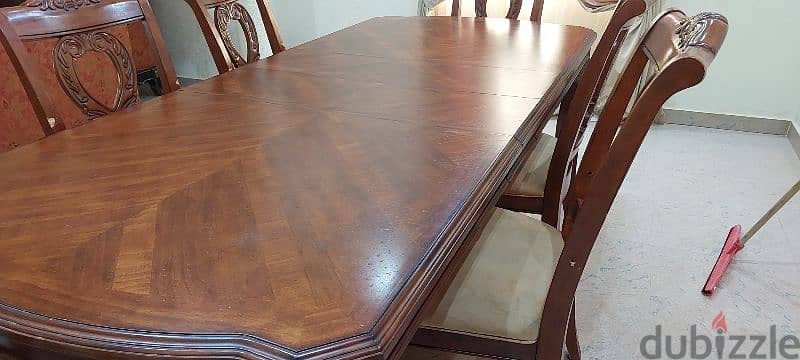 Dining table for sale 8