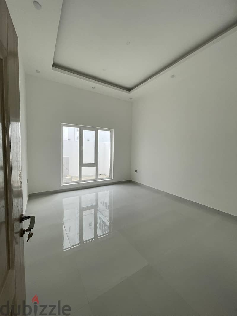 "SR-HM-554  *Luxury attached villa for rent in Azaiba 5