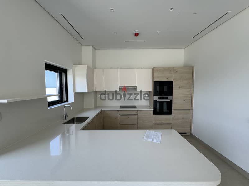 2 Bedroom Marina View Apartment with Large Balcony in Al Mouj 5