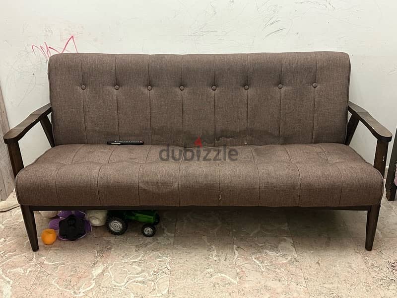 3 seater sofa, 1 seater sofa , 1 table 0