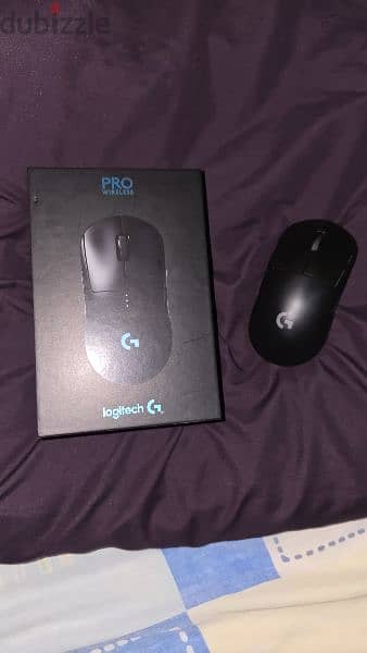 Used Logitech gaming Headset and mouse 1