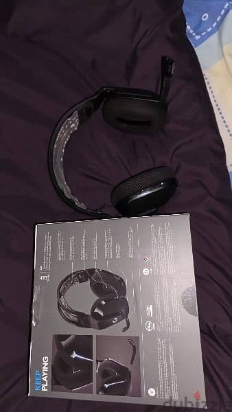 Used Logitech gaming Headset and mouse 6