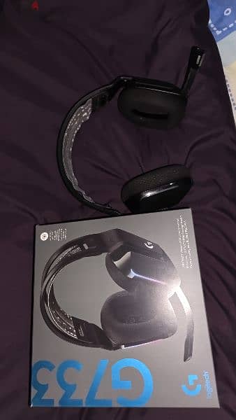 Used Logitech gaming Headset and mouse 7