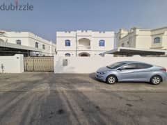 5 BR Lovely Villa in Amerat 0