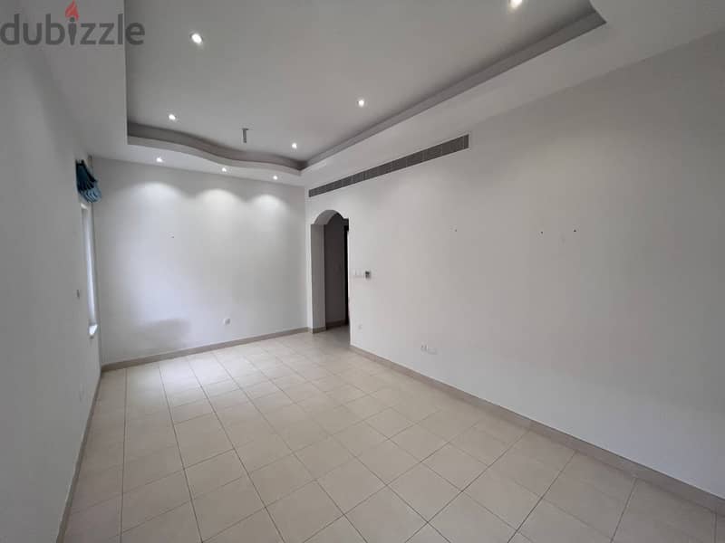 AMAZING DEAL! 4 + 1 Maid’s Room Stunning Villa in Muscat Hills 9