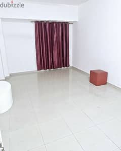 big room for rent 0