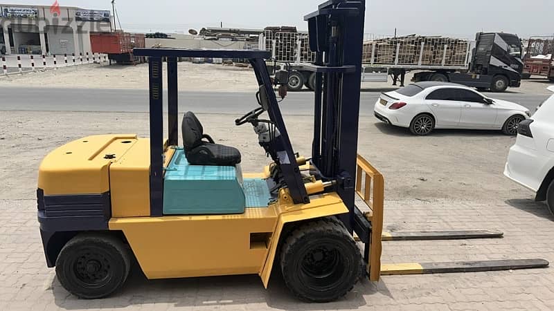 forklift komatsu 4.5 TON 2