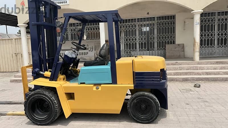 forklift komatsu 4.5 TON 4