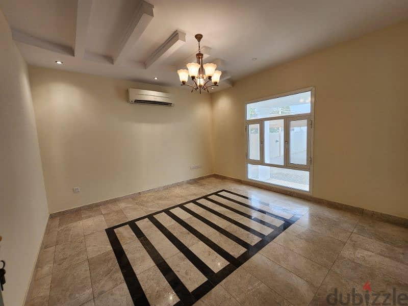 6 + 1 maid room shati Al Qurum 3