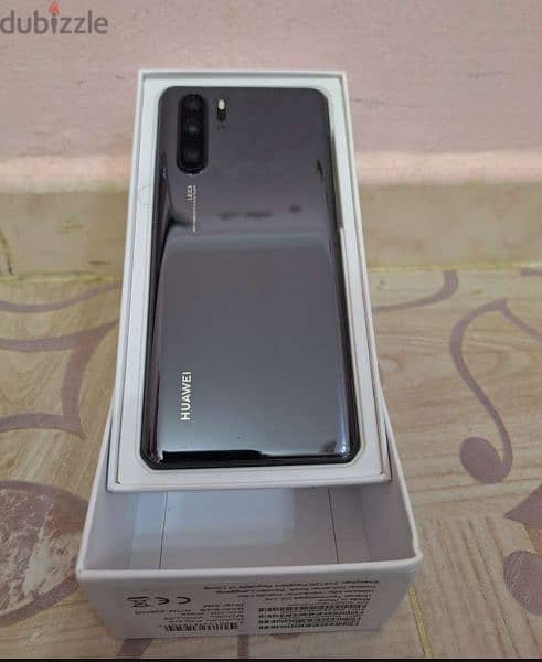 Huawi P30pro  like new 3