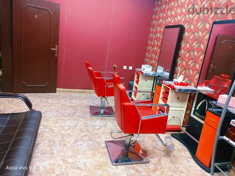 Ladies Beauty salon for sale 2