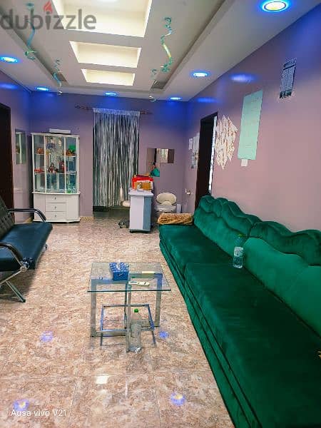 Ladies Beauty salon for sale 3