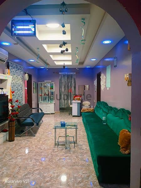 Ladies Beauty salon for sale 5