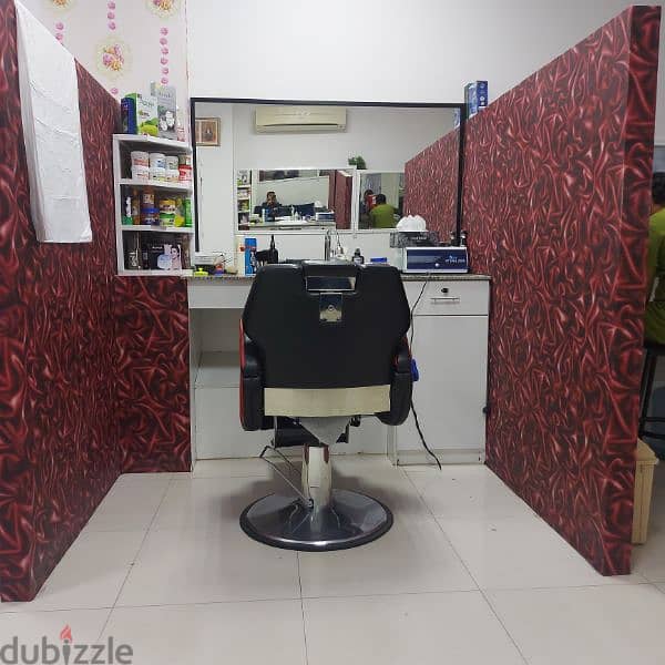 Barber shop for sale with all equipments 3