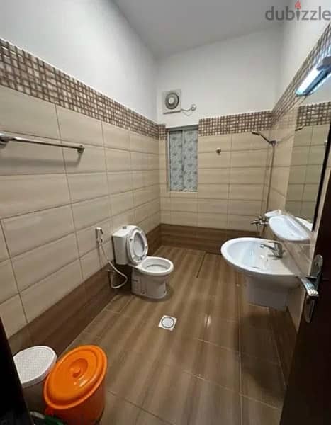 Room for rent with attached bathroom 2