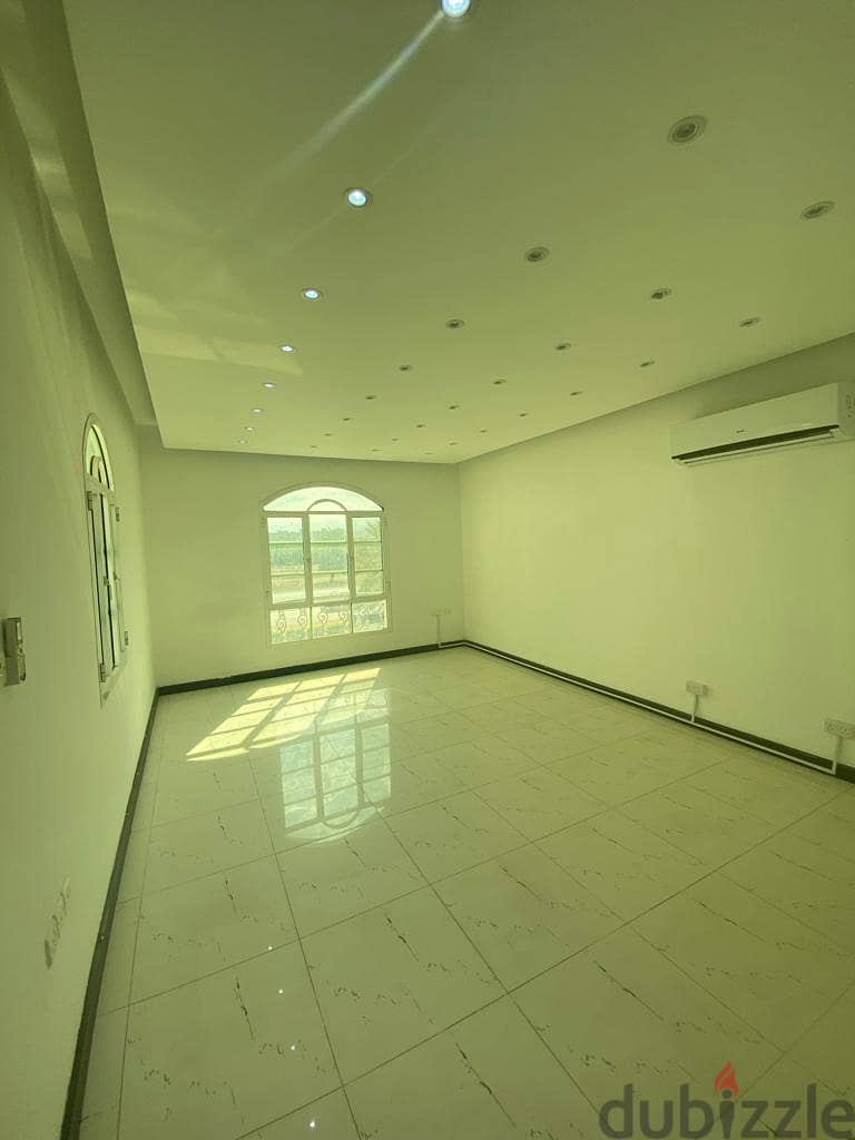 "SR-AV-401 Big  villa to let in mawaleh north Big villa in AL mawaleh 5