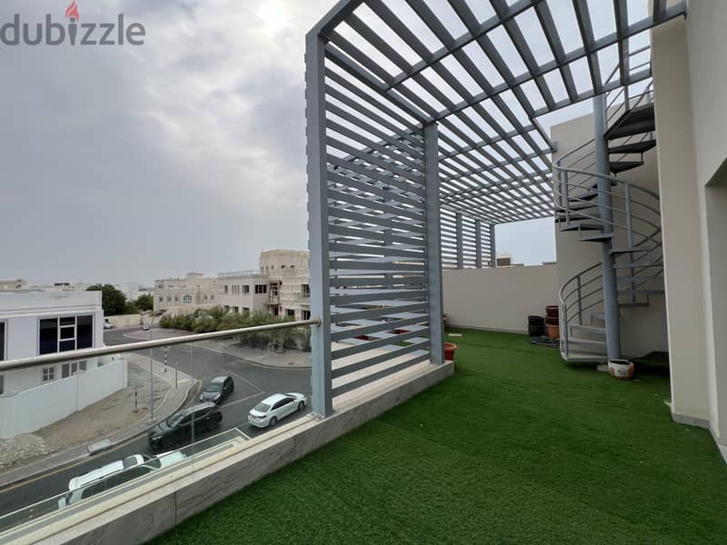 Modern 4 Bedroom Villa in Qurum for Rent 5