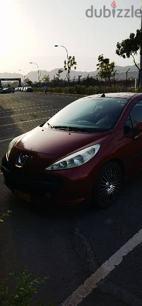 Peugeot 207 2008 1