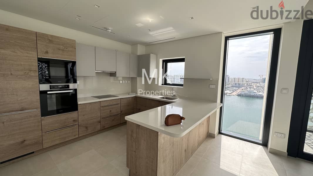 شقة للبیع/اطلاله خلیج مارینا تقسیط/Apartment for sell full view marina 3