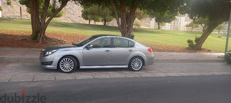 Subaru Legacy 2010 3