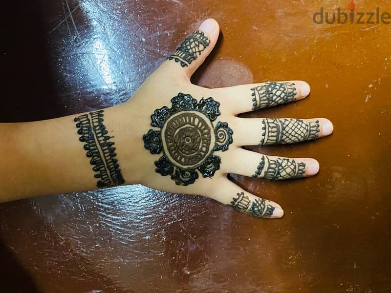 henna artist 1