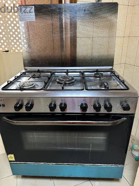 cooking range good condition and full working 0