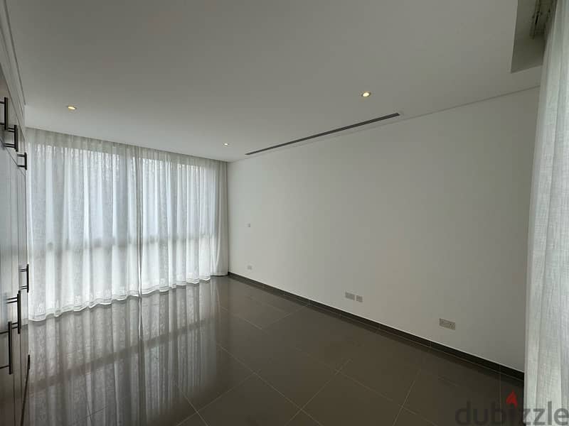 recommend 3+1 Bhk townhouse for rent at mouj 10