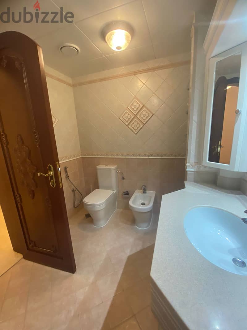 "SR-DA-498 hight quality and semi furnished villa in al azaiba north 19