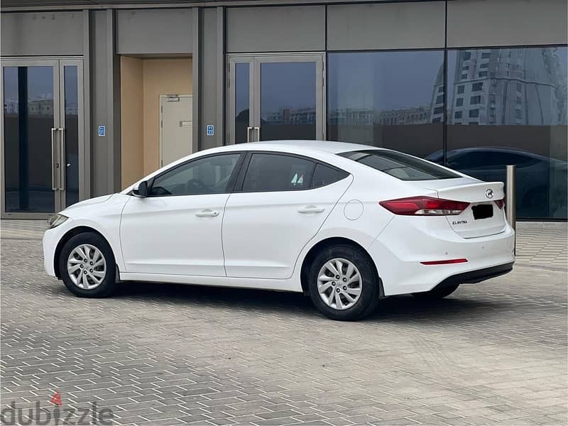 Hyundai Elantra 2017 0