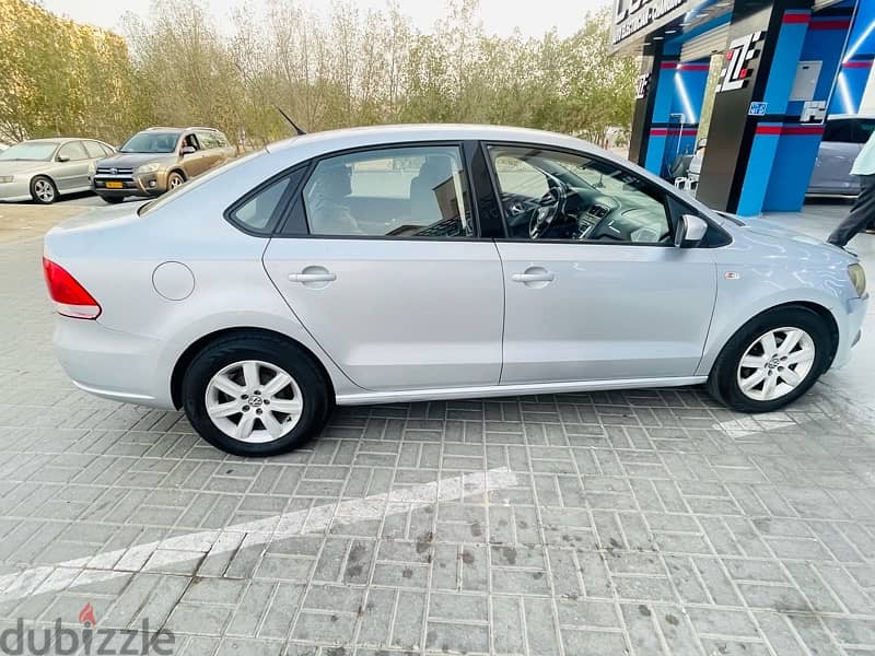 Volkswagen Polo 2013 8