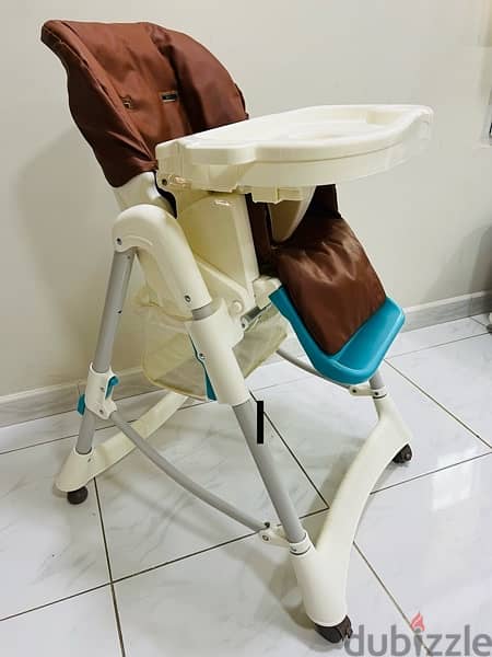 Baby feeding chair 1