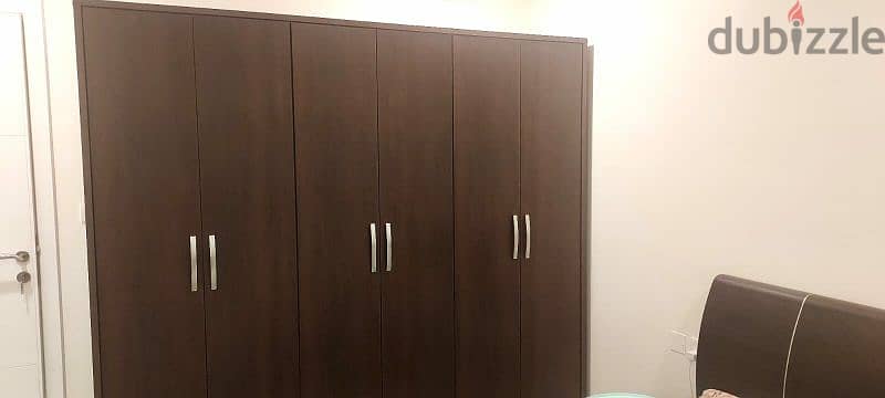 6Door Wardrobe, Bed Mattress, Dressing table. 12