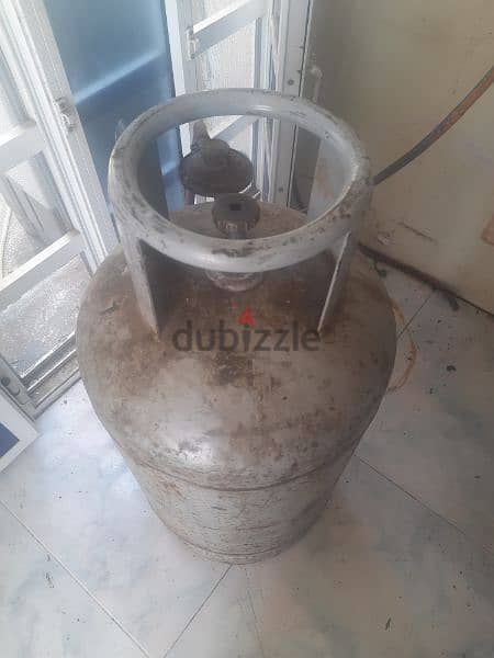 Gas Cylinder with stove for Sale neat and clean 0