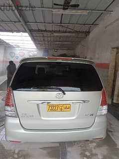 Toyota Innova 2010