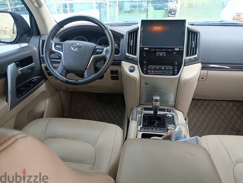 Toyota Land Cruiser 2019 1