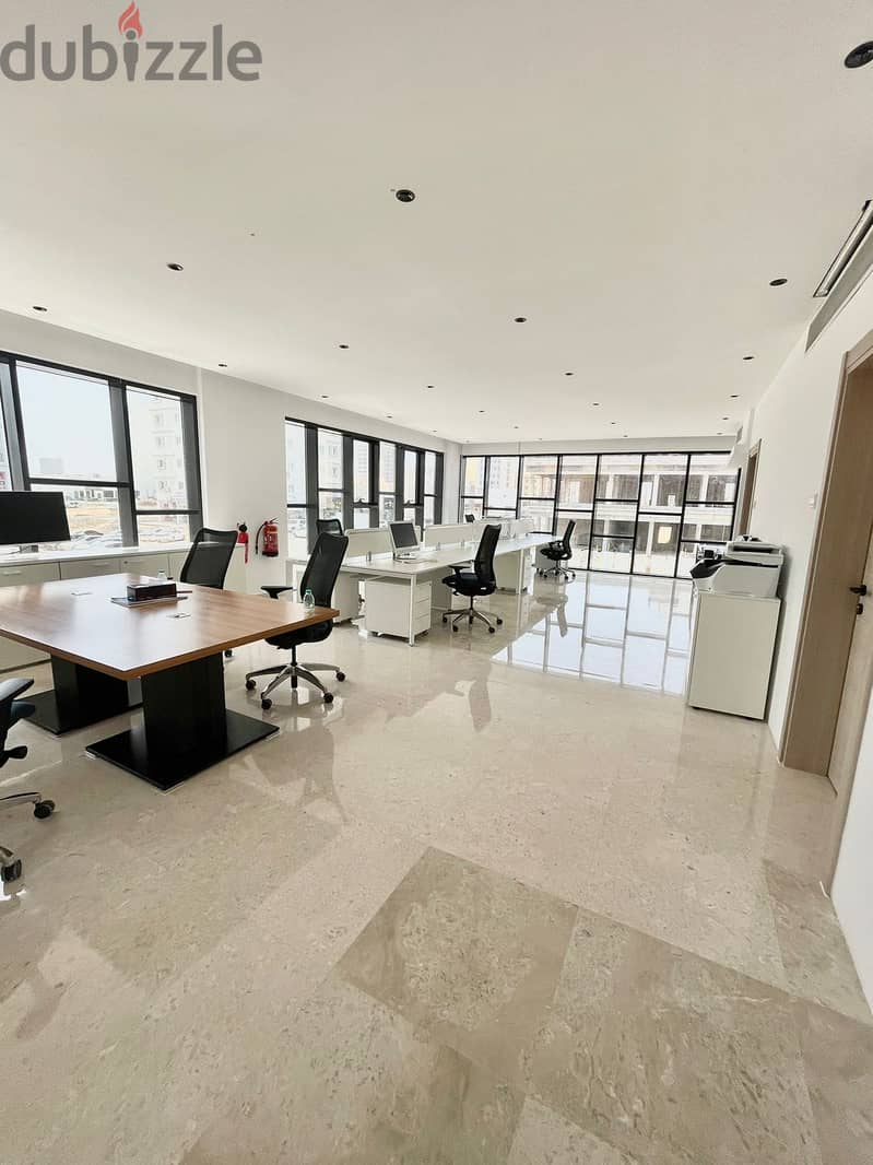 "SR-HT-569 ** Office for Rent in Al Maabela – Prime Location! ** 3