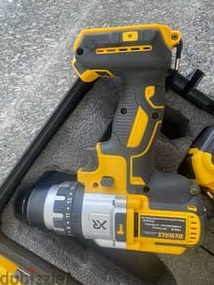 dewalt 228 used 1 time دريل كهربائي شبه جديد 0