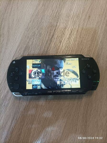 Each psp 35 Ryals contact with me Whatsapp 79784802 4