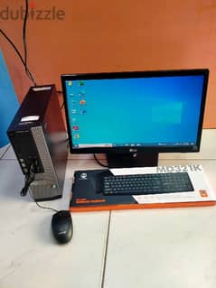 Core i7 -16gb Ram 512gb ssd 19inch Monitor