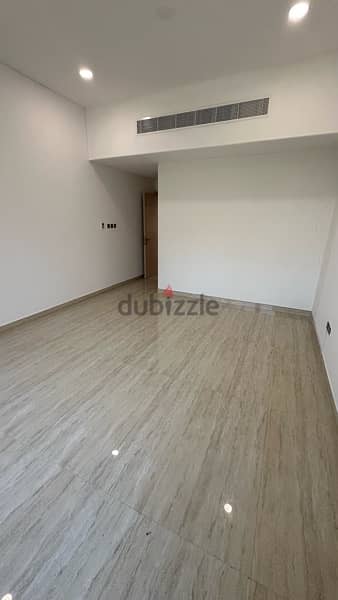 villa for sale in qurum 16