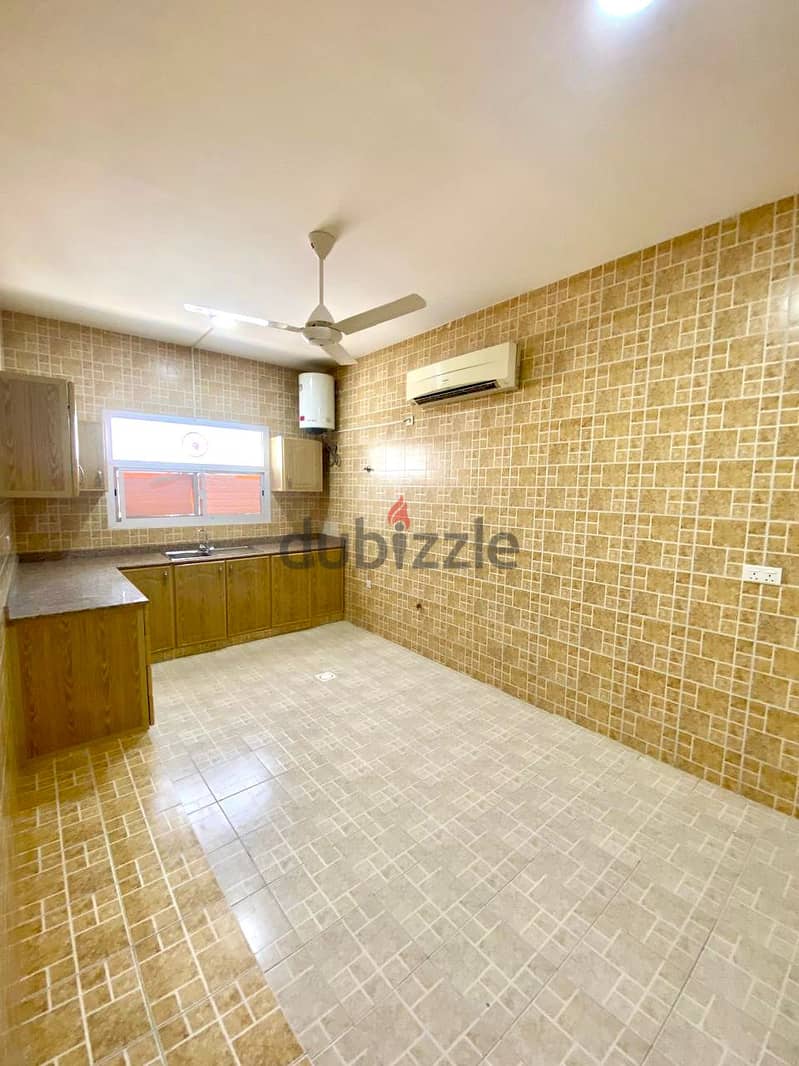 "SR-HO-573 *For Rent: First Floor of Villa in Almawaleh South* 4