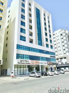 SR-SH-575 *Showroom for Rent in Mazzoun Street!
                                title=