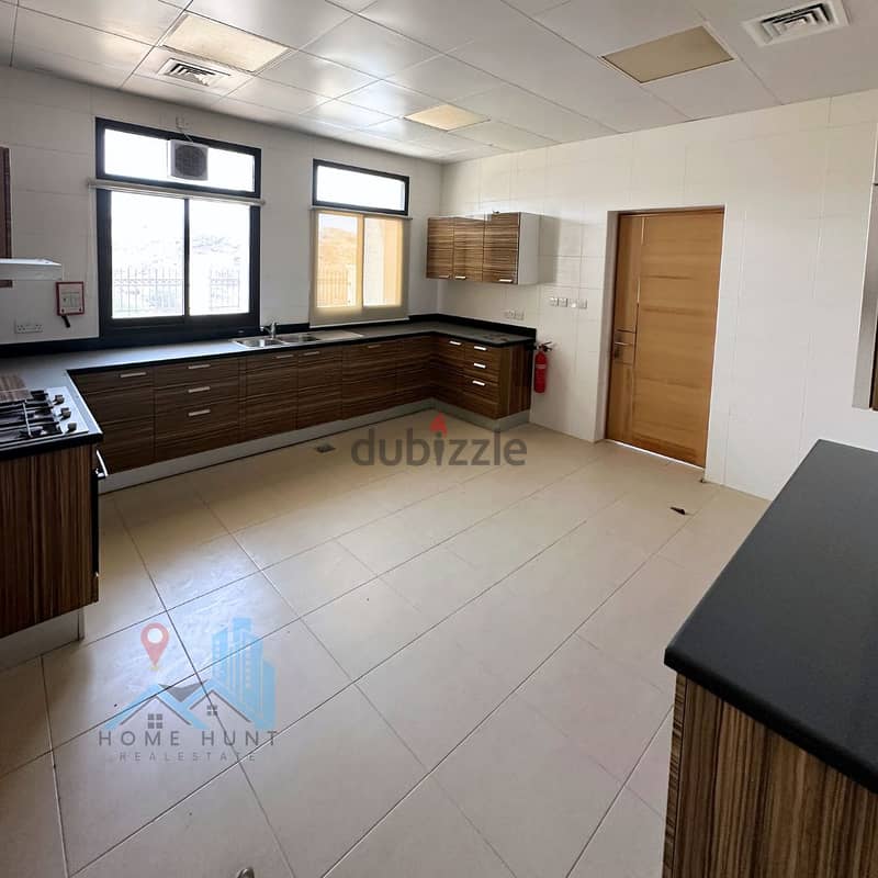 QURM | GRANDIOSE 5+1 BR COMMUNITY VILLA 4