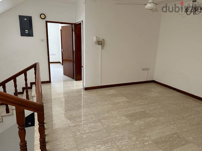 7Rooms villa for rent in Al Qurm Beach, near InterContinentl hotel 14