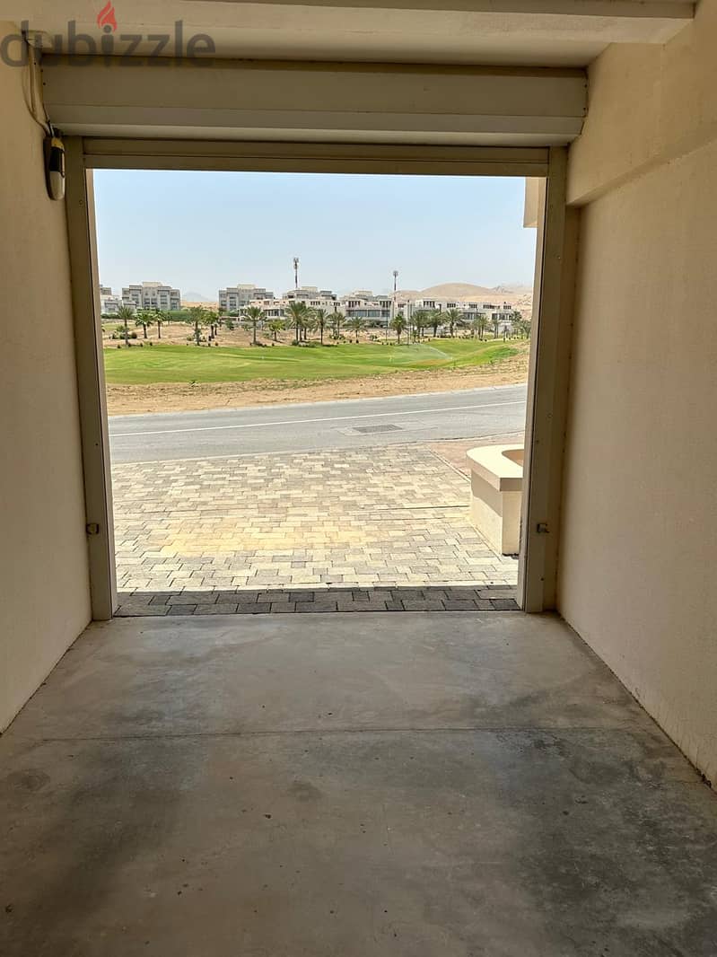 5bedrooms luxurious villa for rent in Muscat Hills, Airport Heights 4