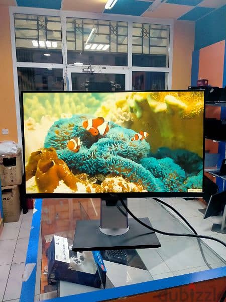 Dell Monitor 24 inch Boadless Good Condition 0