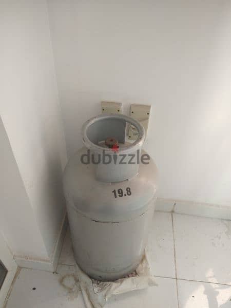 Gas cylinder 0