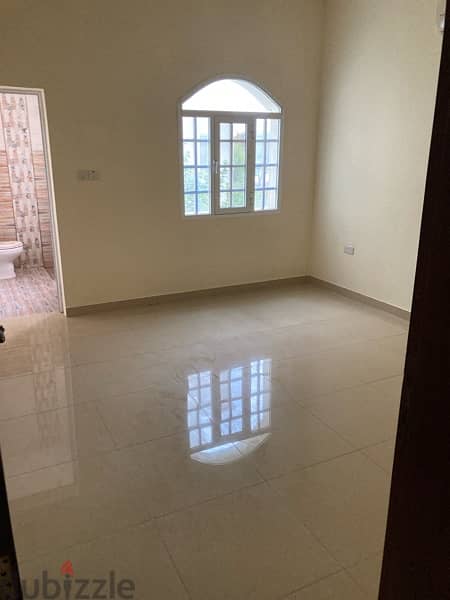 three bedrooms flat for rent mawalleh city center 4